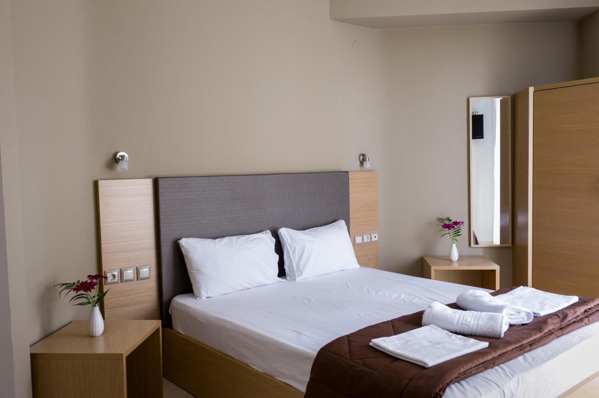Paralía Niriides Studios And Apartments מראה חיצוני תמונה